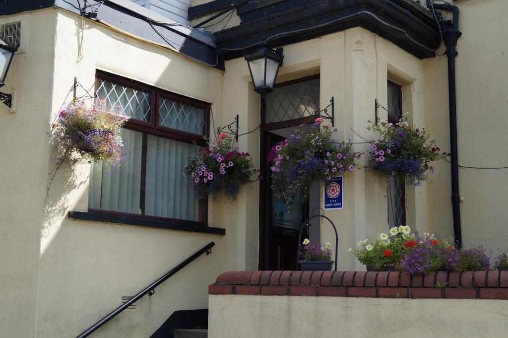 East Mount House Hotel Barrow-in-Furness Exterior photo